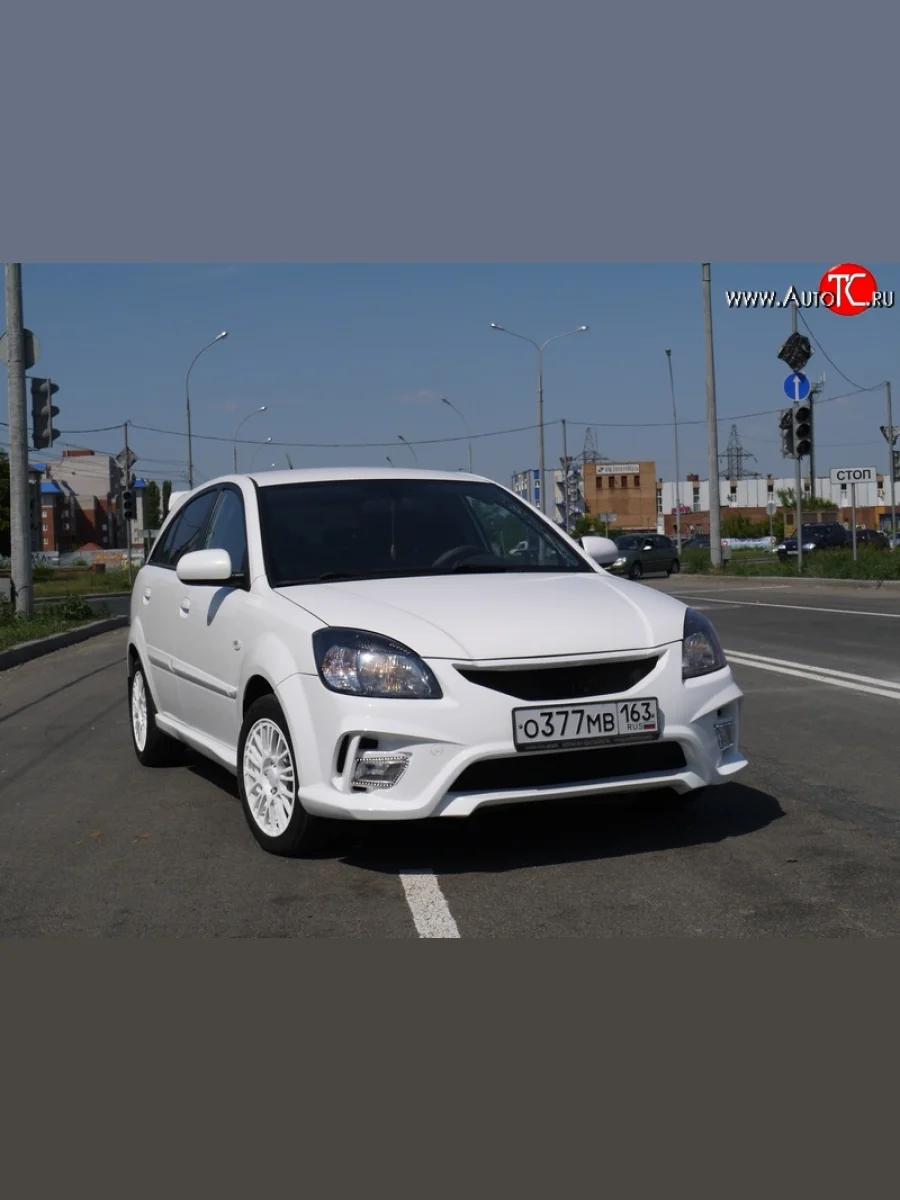 Передний бампер Vita Dm KIA Rio 2 JB дорестайлинг, хэтчбэк 5 дв. (2005-2009) (Без сетки, Неокрашенный)  в Керчи Республика Крым