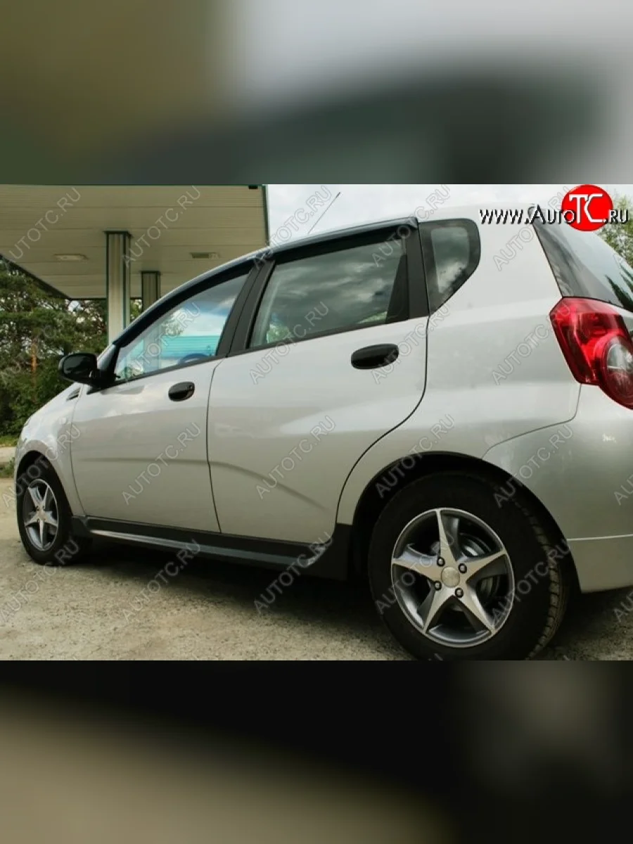 Пороги накладки CT Chevrolet Aveo T200 хэтчбек 5 дв (2002-2008) (Неокрашенные)  в Керчи Республика Крым