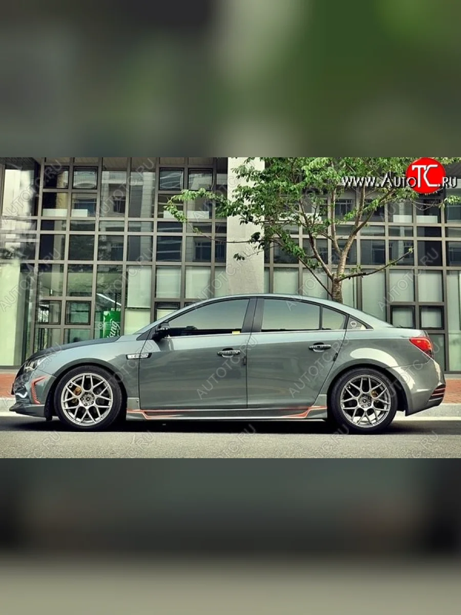 Пороги накладки CT Chevrolet Cruze J300 седан дорестайлинг (2009-2012) (Неокрашенные)  в Самаре Самарской области