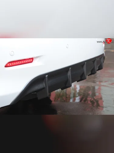 Диффузор заднего бампера Sport Toyota Camry  XV50 (2011-2014) дорестайлинг