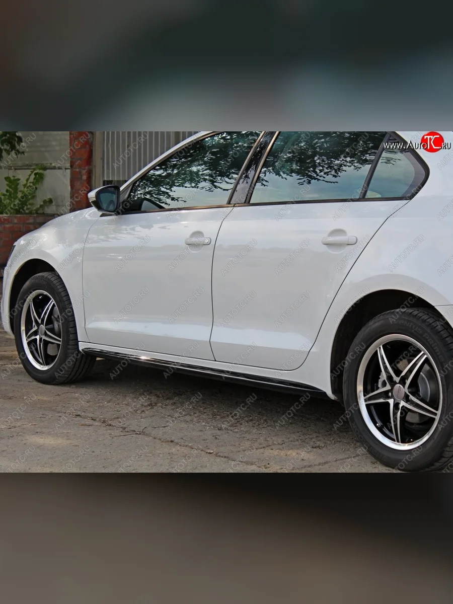 Пороги накладки GLI Volkswagen Jetta A6 седан дорестайлинг (2011-2015) (Неокрашенные)  в Керчи Республика Крым