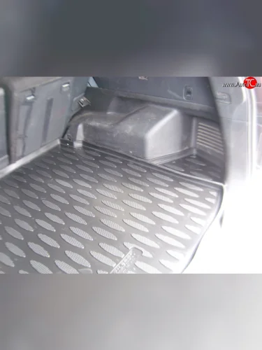 Коврик в багажник (комплектация SE-B 2 кармана) Aileron (полиуретан) Nissan X-trail 2 T31 дорестайлинг (2007-2011)