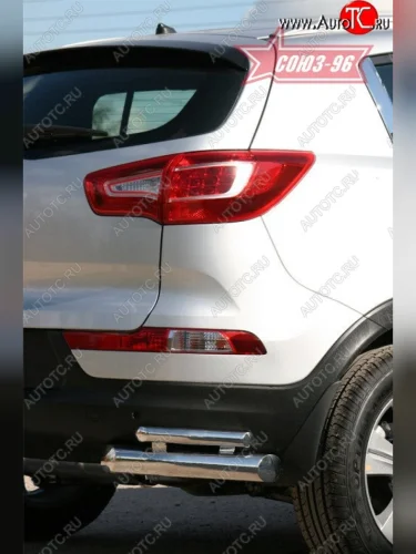 Защита заднего бампера из двойных боковых уголков Souz-96 (d76/42) KIA Sportage  3 SL (2010-2016) дорестайлинг, рестайлинг