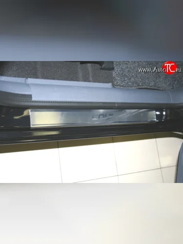 Комплект накладок на порожки автомобиля (5D) Novline Mitsubishi Colt Z20, Z30 хэтчбэк 3 дв. дорестайлинг (2002-2009)