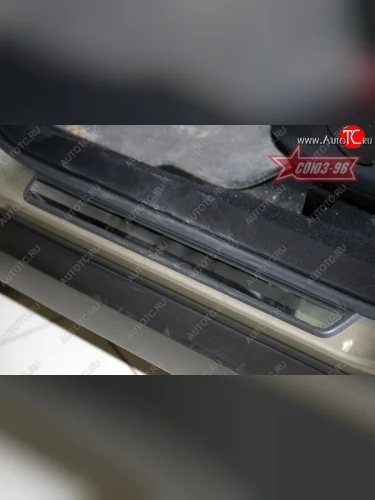 Накладки на внутреннюю пластиковую часть порога Souz-96 Subaru Forester  SH (2008-2013)