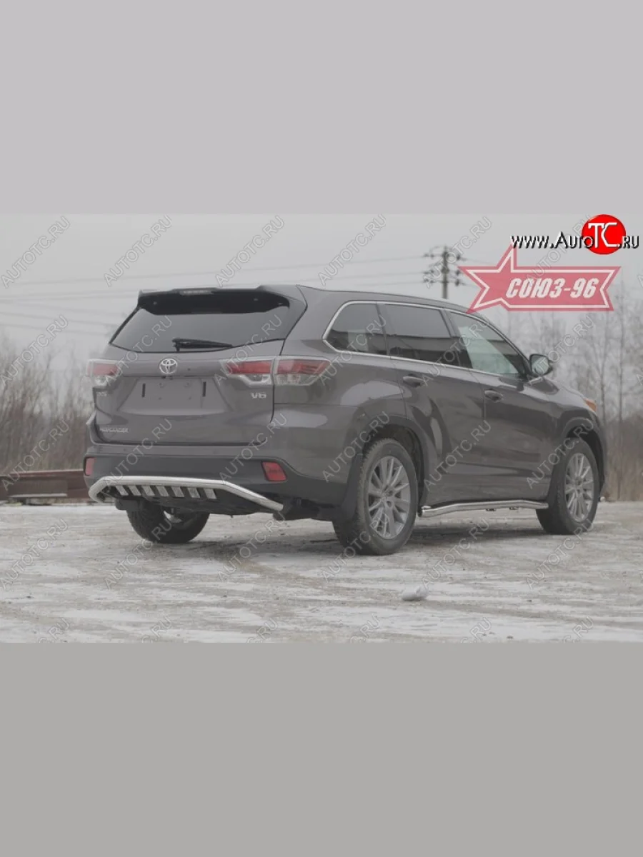 Защита заднего бампера с элементами из профиля Souz-96 (d60)  Toyota Highlander (2013-2017) XU50  в Керчи Республика Крым