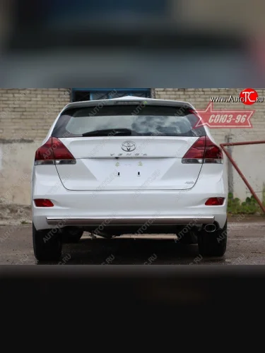 Защита задняя овальная 75х42 Toyota Venza  GV10 (2008-2012) дорестайлинг