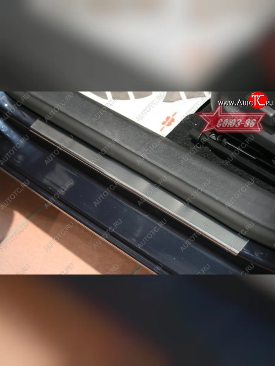 Накладки на внутренние пороги Souz-96 (без логотипа) Volkswagen Golf 6 Mk6 хэтчбэк 5 дв. (2008-2014)  в Самаре Самарской области