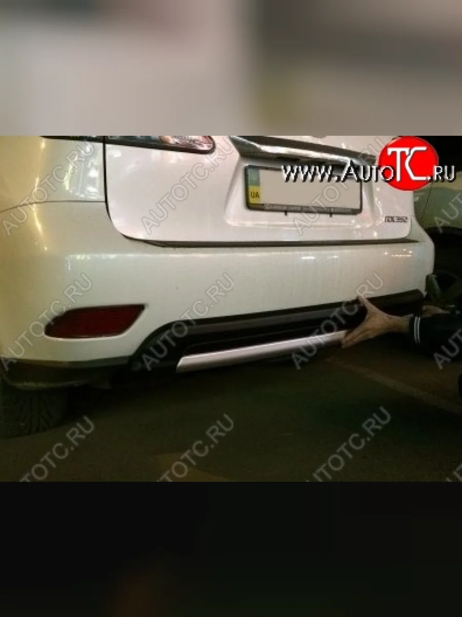 Накладка на задний бампер СТ v5 Lexus RX350 AL10 дорестайлинг (2008-2012) (Неокрашенная)  в Керчи Республика Крым