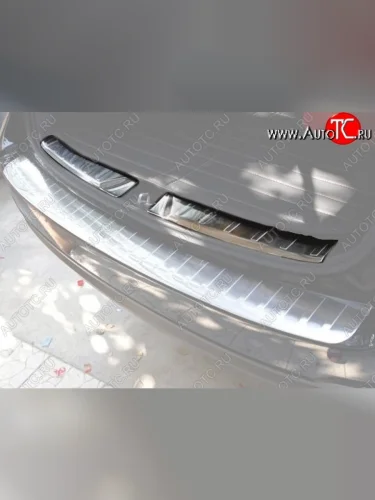 Металлический порожек в багажник автомобиля СТ Subaru Forester SJ дорестайлинг (2012-2016)