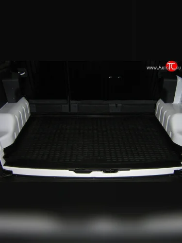 Коврик в багажник Element (полиуретан) (VP) Peugeot Partner  M49/M59 (2002-2008) рестайлинг