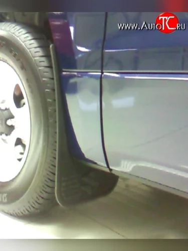 Передние брызговики NovLine 2 шт. Suzuki Ignis (2003-2008)