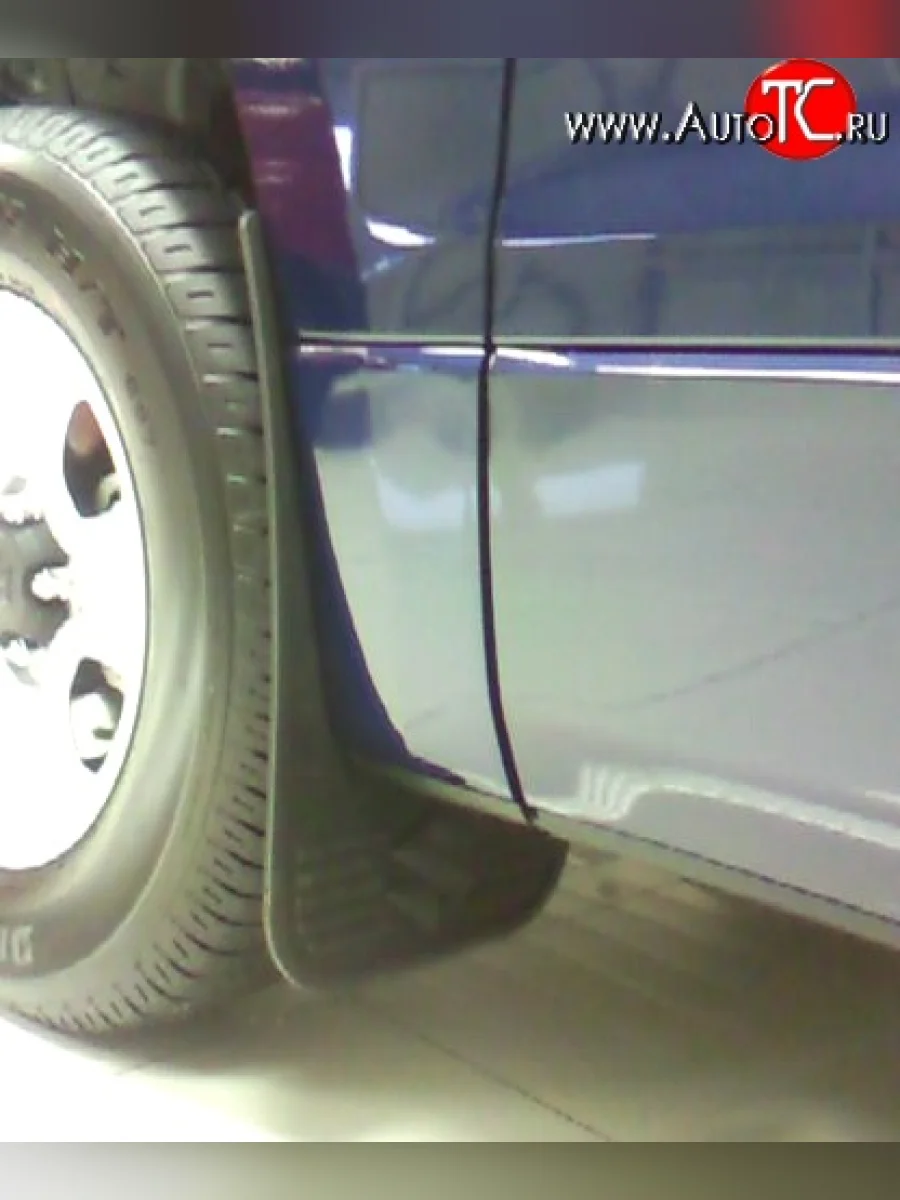 Передние брызговики NovLine 2 шт.  Suzuki Ignis (2003-2008)  в Самаре Самарской области