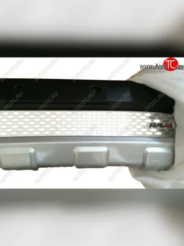 Накладка на передний бампер CT v2 Toyota RAV4 XA40 5 дв. дорестайлинг (2012-2015)