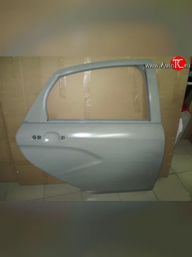 Задняя правая дверь Стандартная (Окрашенная) Лада ВАЗ Веста 2180 седан дорестайлинг (2015-2023)