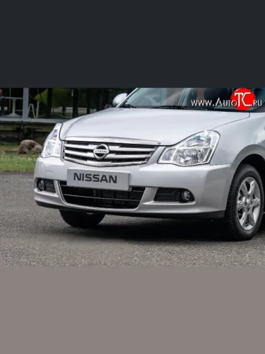 Передний бампер с правой заглушкой под крюк Стандартный (Окрашенный) Nissan Almera 3 G15 седан (2012-2019)