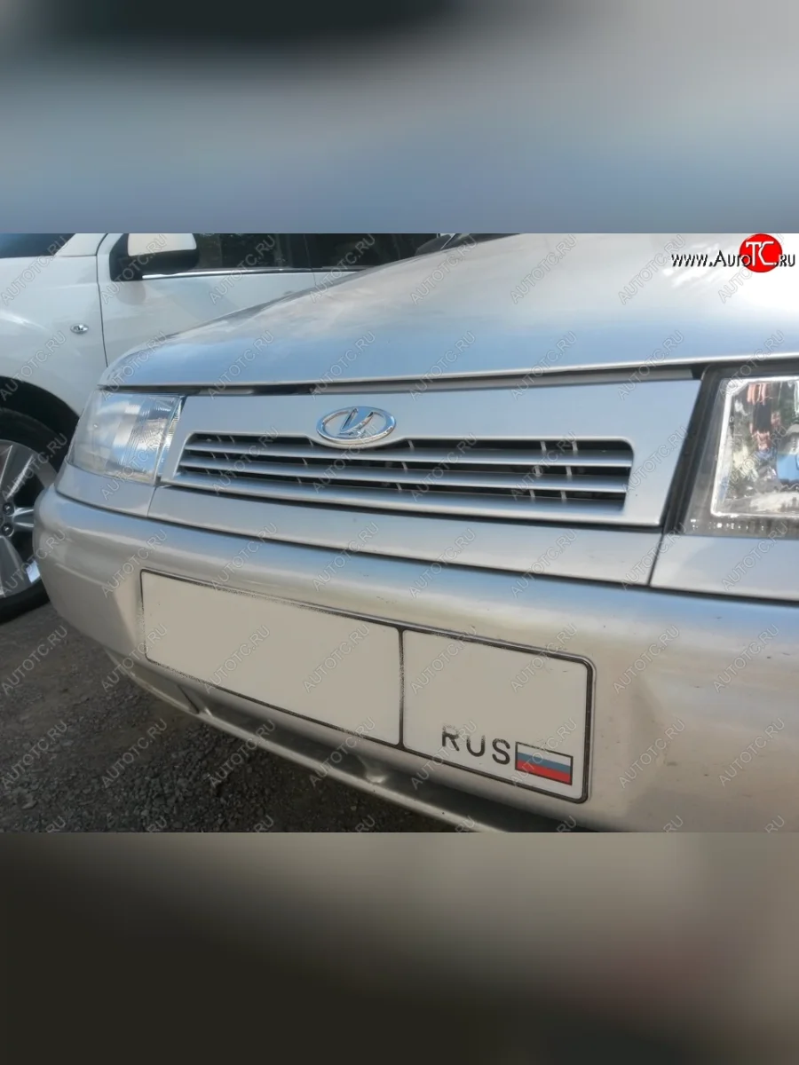 Решетка радиатора 2110 Стандартная (нового образца) Лада ВАЗ 2111 универсал (1998-2009) (Окрашенная)  в Керчи Республика Крым