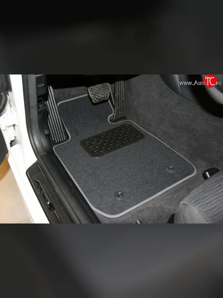 Коврики в салон Element 4 шт. (текстиль) (3 дв.) BMW 1 серия E81 хэтчбэк 3 дв. рестайлинг (2007-2012)  с доставкой в г. Керчь
