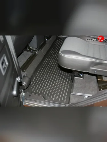 Коврик в салон Element 1 шт. (полиуретан) . Land Rover Defender 90  1 L316 (2007-2016) рестайлинг 3дв.