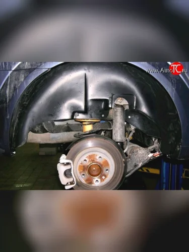 Задний правый подкрылок NovLine Opel Astra H универсал рестайлинг (2007-2015)