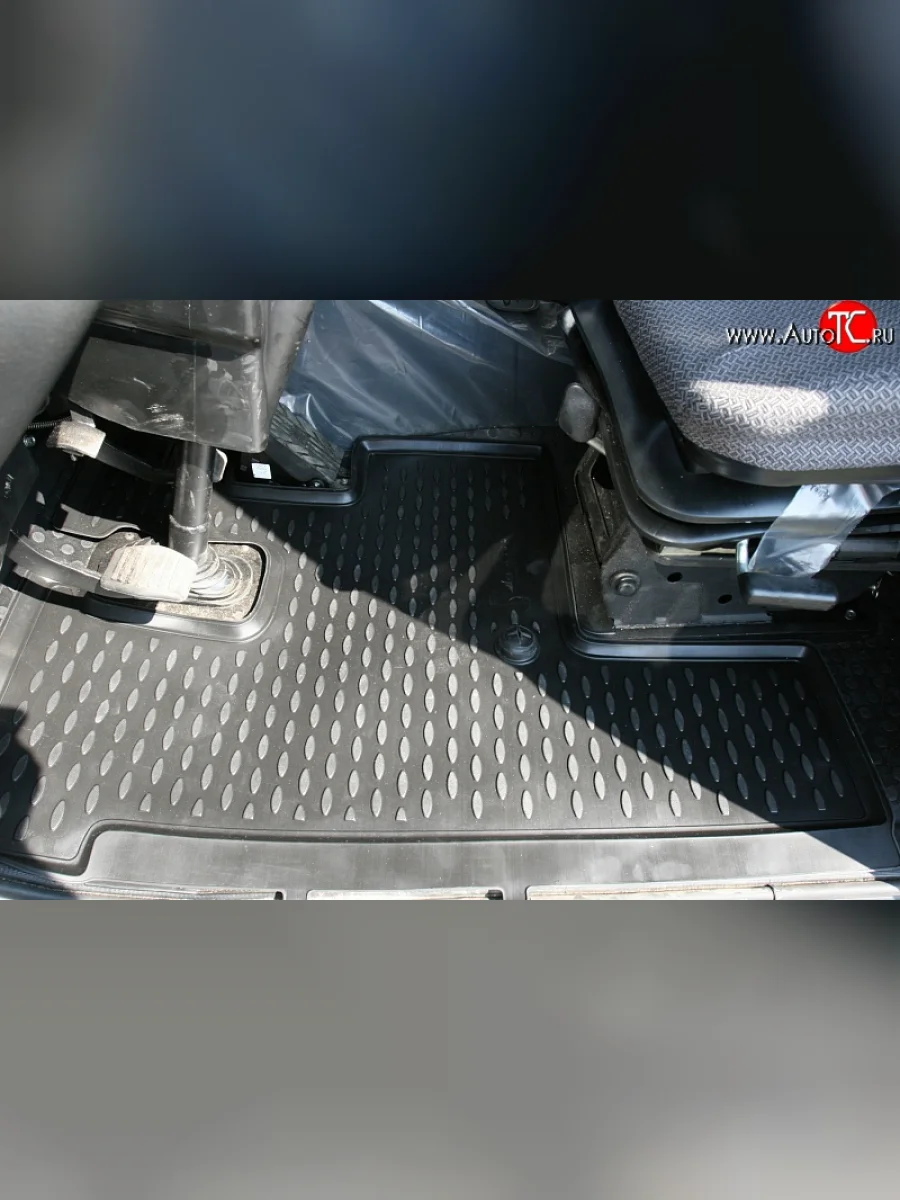 Коврики в салон Element 3 шт. (полиуретан)  МАЗ 6430 (1998-2025)  в Керчи Республика Крым