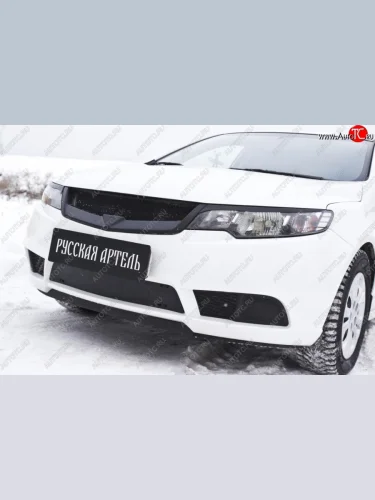 Зимняя заглушка решетки переднего бампера РА KIA Cerato  2 TD (2008-2013) седан