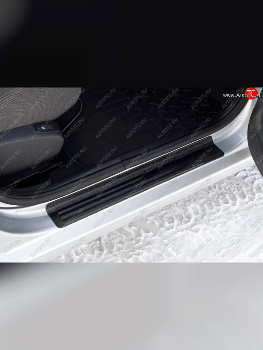 Накладки на порожки автомобиля RA Лада ВАЗ Ларгус дорестайлинг R90 (2012-2021)  в Перми Пермском крае