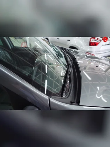 Обтекатель дворников на автомобиль RA Nissan Terrano D10 дорестайлинг (2013-2016)