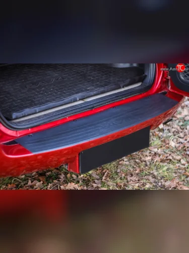 Накладка защитная на задний бампер RA Toyota RAV4 XA305 5 дв. дорестайлинг (2005-2009)