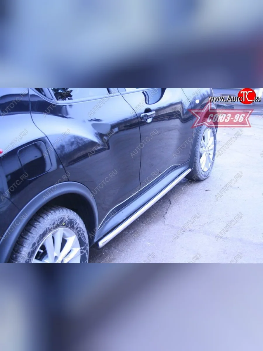 Защита порогов 4х4 Souz-96 (d42) Nissan Juke 1 YF15 дорестайлинг (2010-2014)  с доставкой в г. Керчь