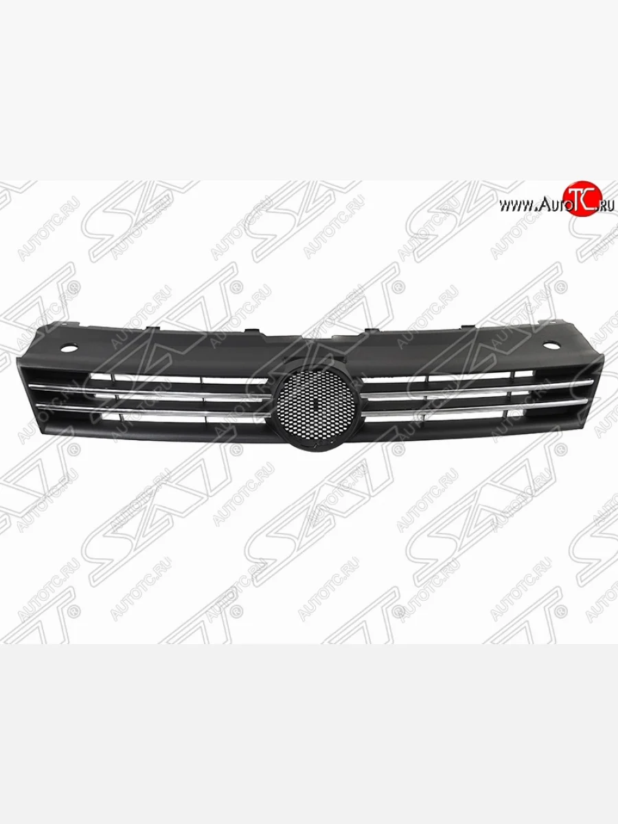 Решётка радиатора SAT (с хром полосками) Volkswagen Polo Mk5 6R,6C,61 седан дорестайлинг (2009-2015) (Неокрашенная)  в Самаре Самарской области