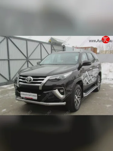Одинарная защита переднего бампера диаметром 76 мм Slitkoff Toyota Fortuner  AN160 (2015-2020) дорестайлинг