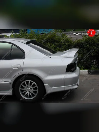 Козырёк на заднее стекло LIBERAL Mitsubishi Galant 8  дорестайлинг седан (1996-1998)