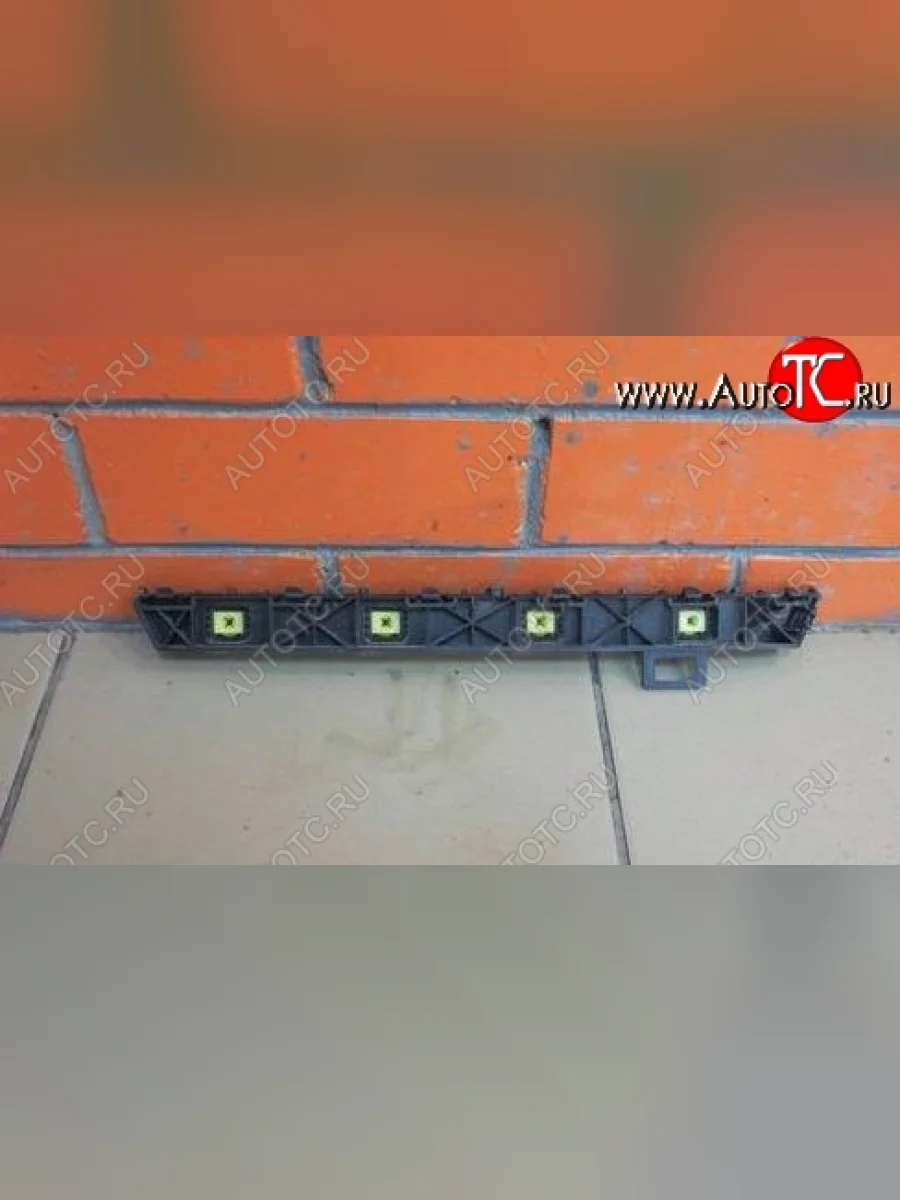 Кронштейн крепления заднего бампера на крыло Стандартный (левый) Hyundai Solaris HCR седан дорестайлинг (2017-2020)  в Керчи Республика Крым