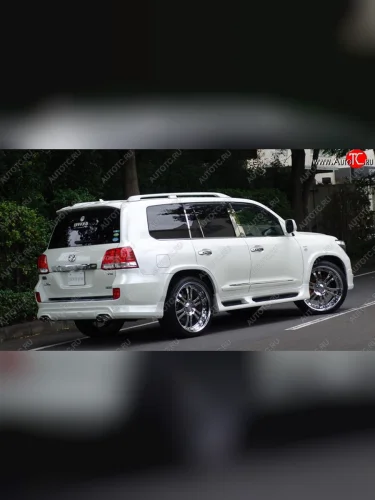 Накладка на задний бампер BRANEW Toyota Land Cruiser 200 дорестайлинг (2007-2012)