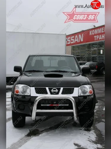 Защита переднего бампера Souz-96 (d76) Nissan NP300 (2008-2013)