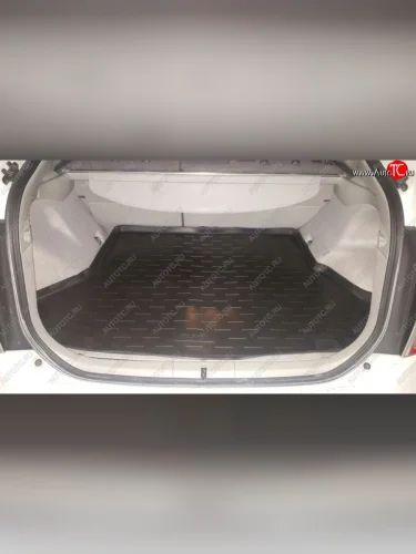 Коврик в багажник Aileron (правый руль) Toyota Prius XW30 дорестайлинг (2009-2011)