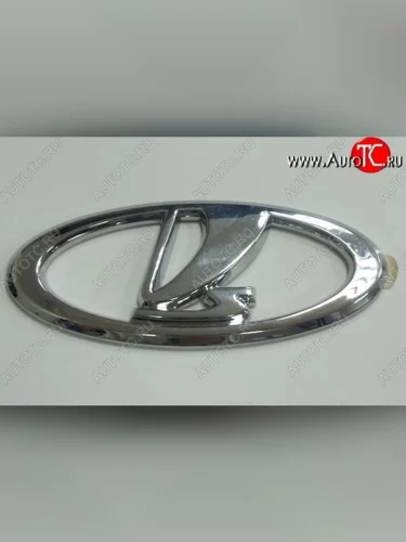 Стандартная эмблема в решётку радиатора Лада ВАЗ Калина Спорт 1119 (2008-2014)