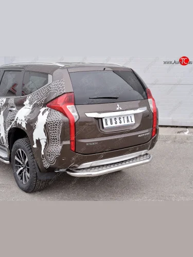 Широкая защита заднего бампера из трубы диаметром 63 мм SLITKOFF v2 Mitsubishi Pajero Sport  QE (2015-2021) дорестайлинг