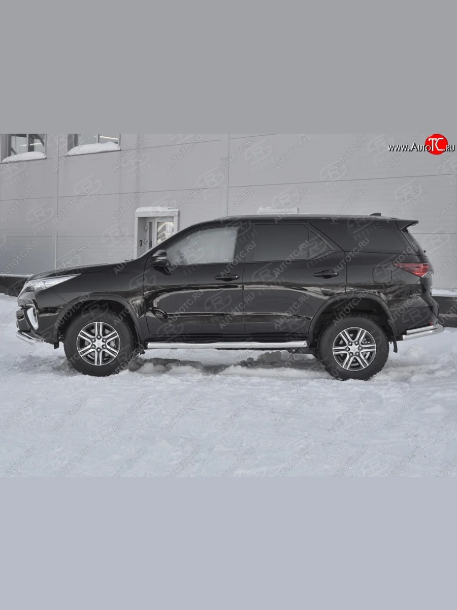 Пороги труба d76 с накладкой (v1) SLITKOFF Toyota Fortuner AN160 дорестайлинг (2015-2020)  в Воронеже Воронежской области