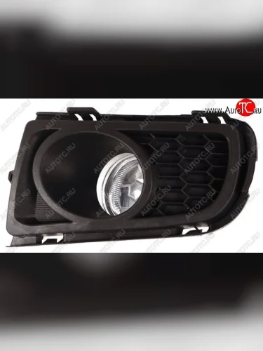 Левая противотуманная фара SAT (рестайлинг 2005-2008, с оправой) Mazda Atenza GG универсал дорестайлинг (2002-2005)