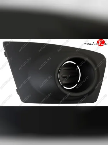 Правая Заглушка противотуманной фары в бампер SAT Mitsubishi L200 4  рестайлинг (2013-2016)