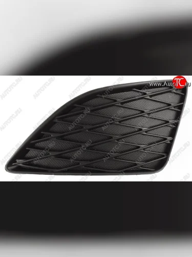 Заглушка противотуманной фары в бампер SAT Toyota Corolla E150 седан дорестайлинг (2006-2010)