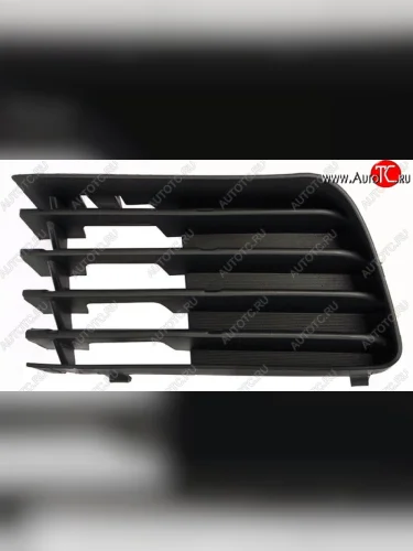 Левая заглушка противотуманной фары в бампер SAT Toyota Prius  XW20 (2003-2011) дорестайлинг, рестайлинг