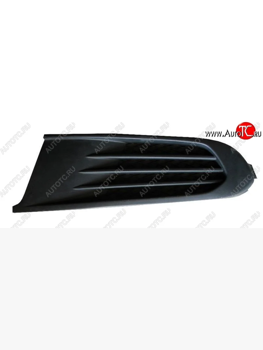 Заглушка противотуманной фары в штатный бампер SAT (левая)  Volkswagen Polo (2009-2015) Mk5 6R,6C,61  в Самаре Самарской области