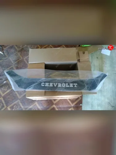 Дефлектор капота REIN Chevrolet Lacetti хэтчбек (2002-2013)