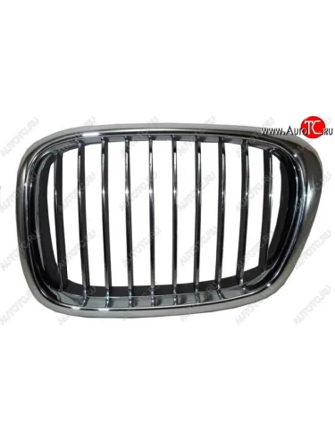 Левая решетка радиатора SAT (черная с хромом) BMW 5 серия  E39 (2000-2003) седан рестайлинг