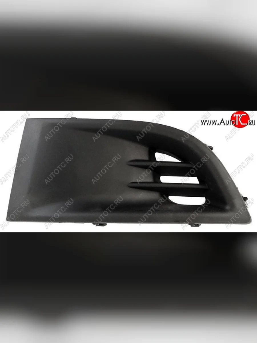 Заглушка противотуманной фары в бампер SAT Nissan Bluebird Sylphy G11 седан (2005-2012)  в Керчи Республика Крым