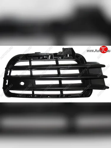 Вставка в бампер SAT (правая) Volkswagen Touareg 2 NF дорестайлинг (2010-2014)