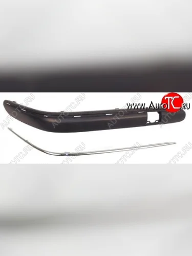 Правый молдинг на передний бампер SAT Mercedes-Benz C-Class W203 дорестайлинг седан (2000-2004)